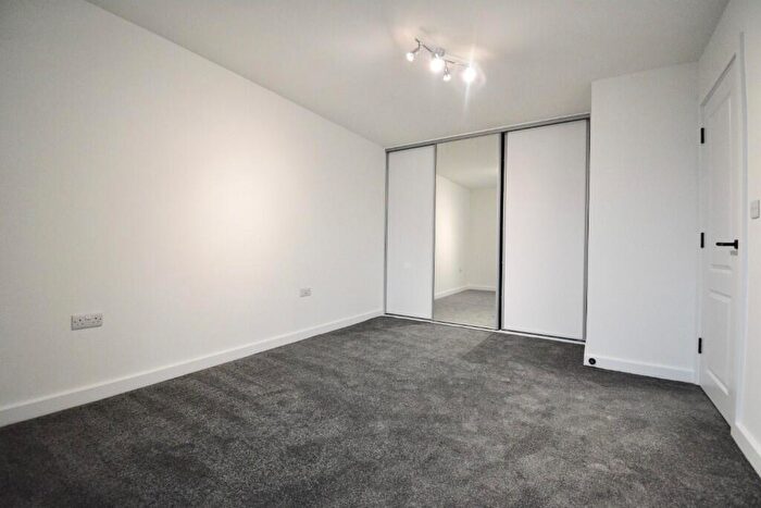 1 Bedroom Flat To Rent In High Street, Rayleigh, Essex, SS6