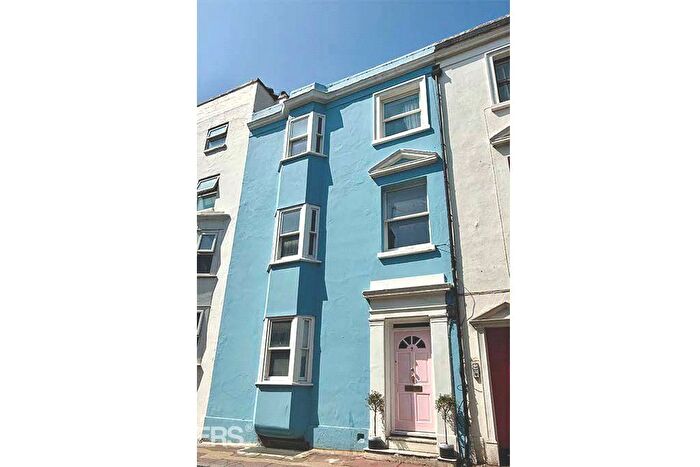 3 Bedroom Terraced House For Sale In Bedford Street, Brighton, East Sussex, BN2