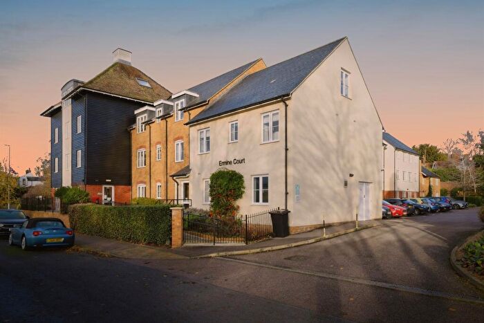 1 Bedroom Flat For Sale In Coronation Road, Ware, SG12