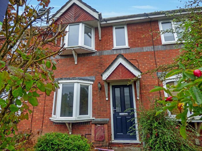 3 Bedroom Terraced House To Rent In Maple Rise, Tamworth, B77