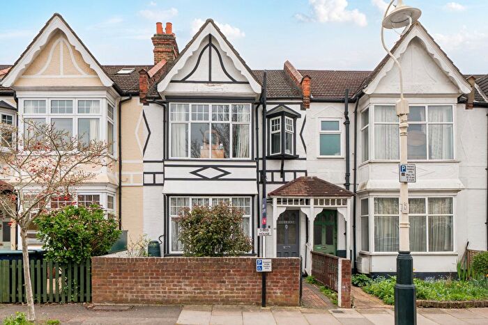 3 Bedroom Terraced House For Sale In Dudley Gardens, London, W13