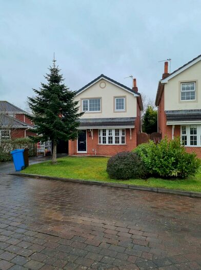 4 Bedroom Detached House To Rent In Hermitage Way, Lytham St. Annes, FY8