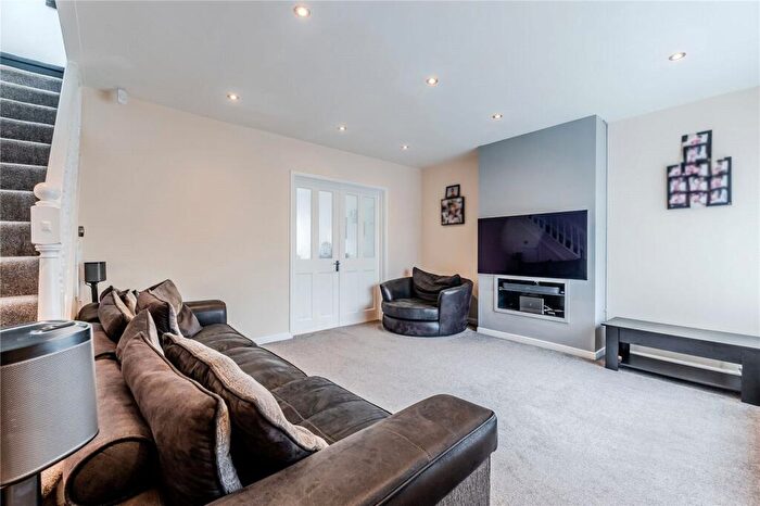 3 Bedroom Semi Detached House For Sale In Brookhill Drive, Leeds, West Yorkshire, LS17