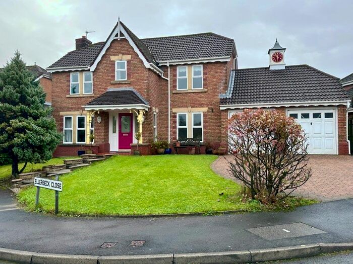 4 Bedroom Detached House To Rent In Aire Drive, Bolton, BL2
