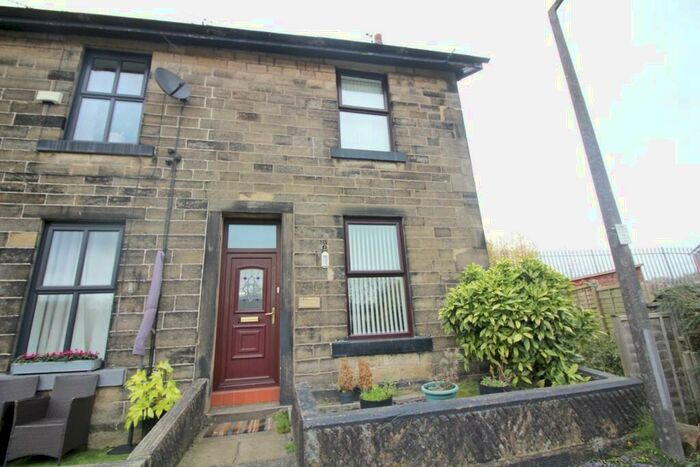 2 Bedroom Cottage To Rent In Bevis Green, Walmersley, Bury, BL9