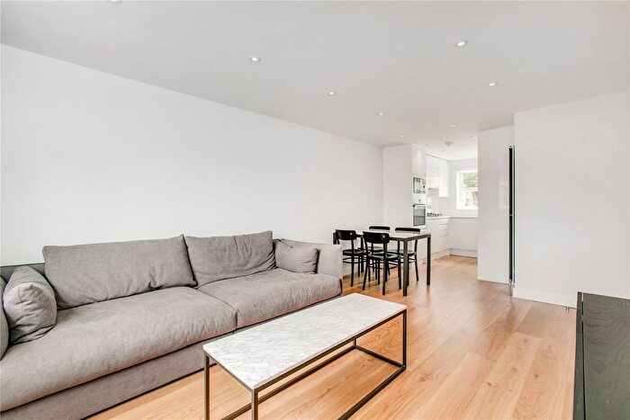 1 Bedroom Flat To Rent In Maynard Close, London, SW6