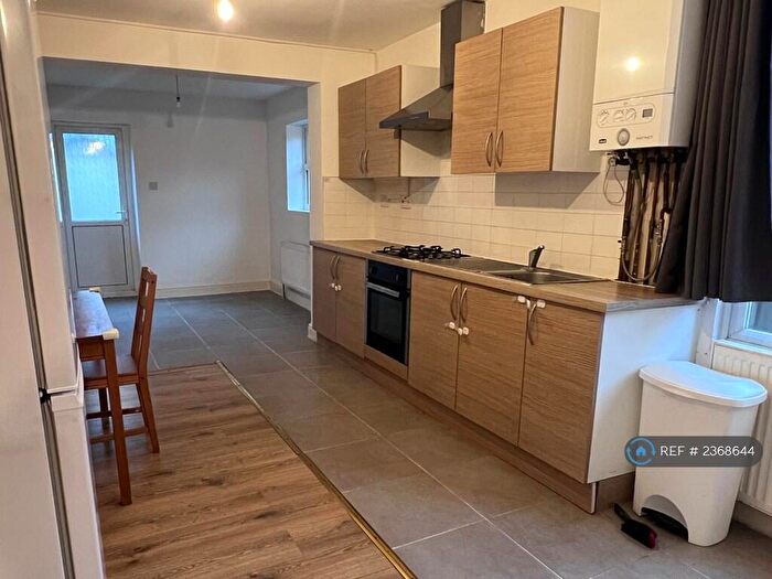 2 Bedroom Flat To Rent In Burrard Road, London, NW6