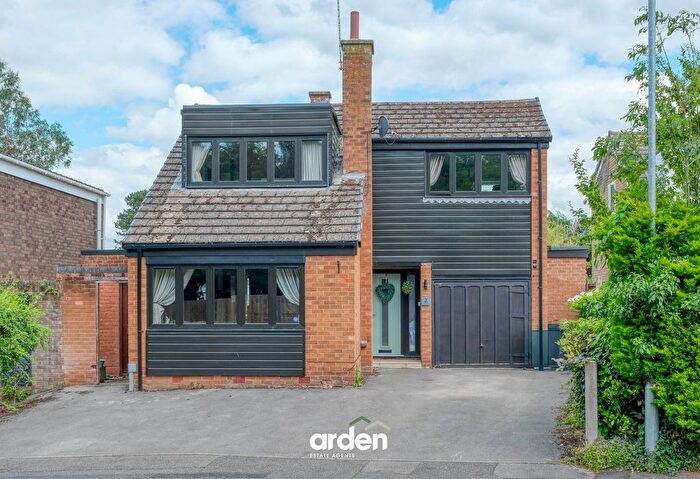 3 Bedroom Detached House For Sale In Warwick Hall Gardens, Bromsgrove, B60