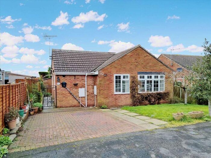 2 Bedroom Detached Bungalow For Sale In Edmunds Road, Cranwell Village, Sleaford, NG34