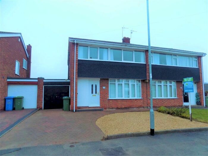 3 Bedroom Semi-Detached House To Rent In Windsor Road, Carlton-in-Lindrick, Worksop, S81