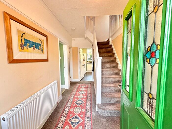 3 Bedroom Detached House For Sale In Craddock Road, Sale, Trafford, Greater Manchester, M33