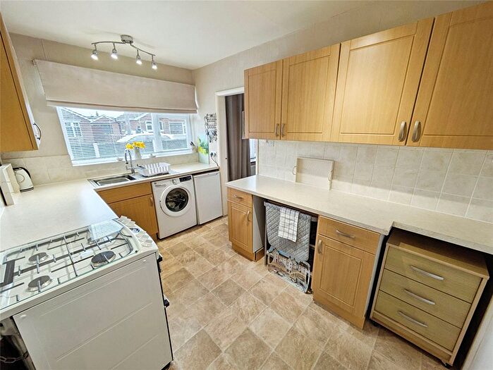 2 Bedroom Bungalow For Sale In St. Peters Avenue, North Hykeham, Lincoln, Lincolnshire, LN6