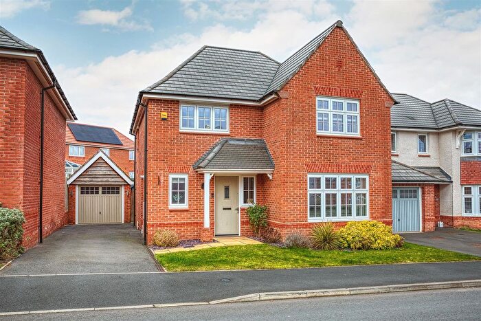 4 Bedroom Detached House For Sale In Fennel Avenue, Mickleover, Derby, DE3