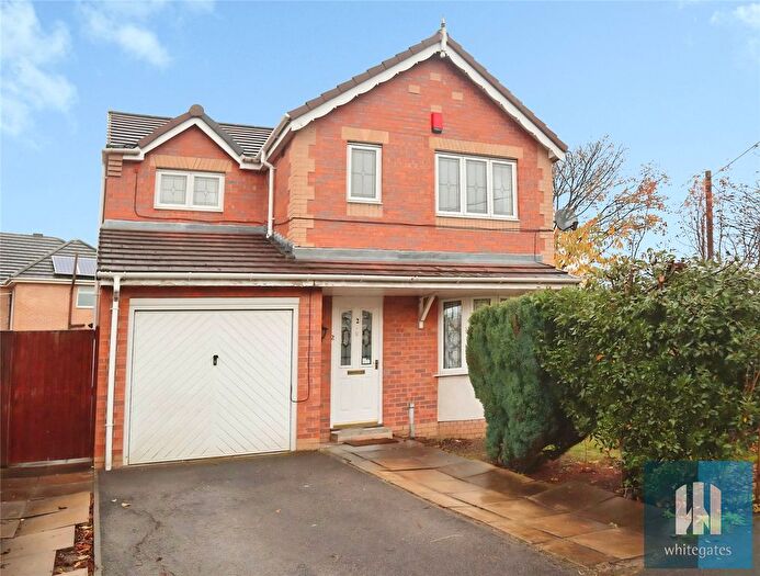 3 Bedroom Detached House To Rent In St Thomas Gardens, Bradley, Huddersfield, HD2