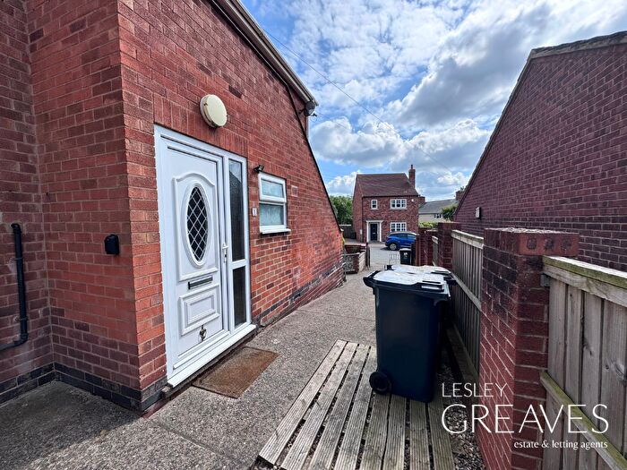 2 Bedroom Maisonette To Rent In Churchmoor Lane, Arnold, Nottingham, NG5
