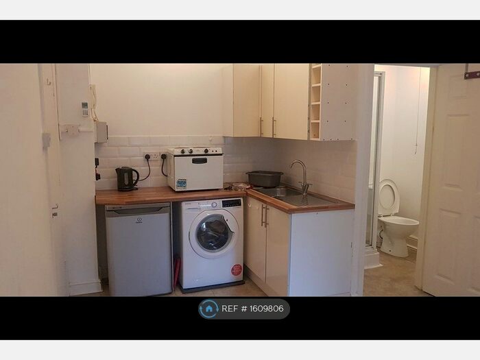 Studio To Rent In Stanmore Road, Birmingham, B16