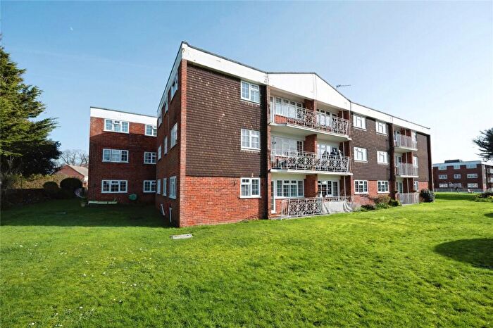 2 Bedroom Flat For Sale In Mark Anthony Court, Hayling Island, Hampshire, PO11