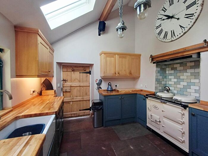 4 Bedroom Detached House For Sale In Richmond Road, Brompton On Swale, DL10