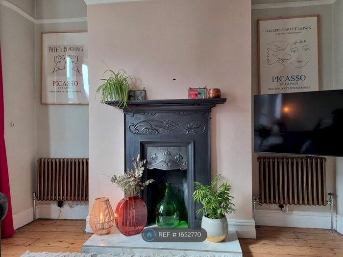 2 Bedroom End Of Terrace House To Rent In Alverstone Rd, Liverpool, L18