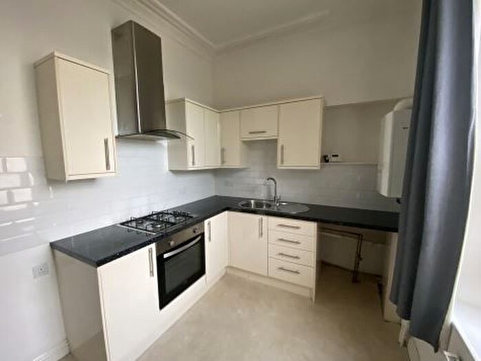2 Bedroom Flat To Rent In Embankment Road, Plymouth, PL4