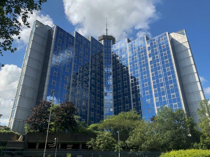 Studio To Rent In Town Centre - Churchill Place, RG21