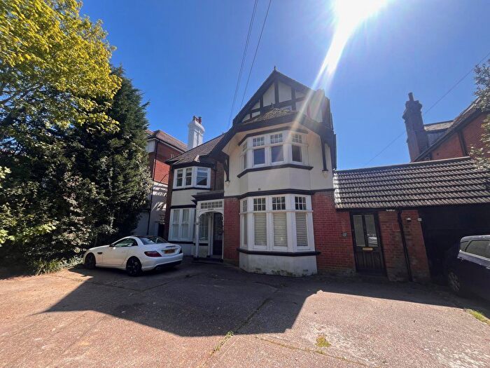 2 Bedroom Flat To Rent In Hastings Road, Bexhill On Sea, TN40