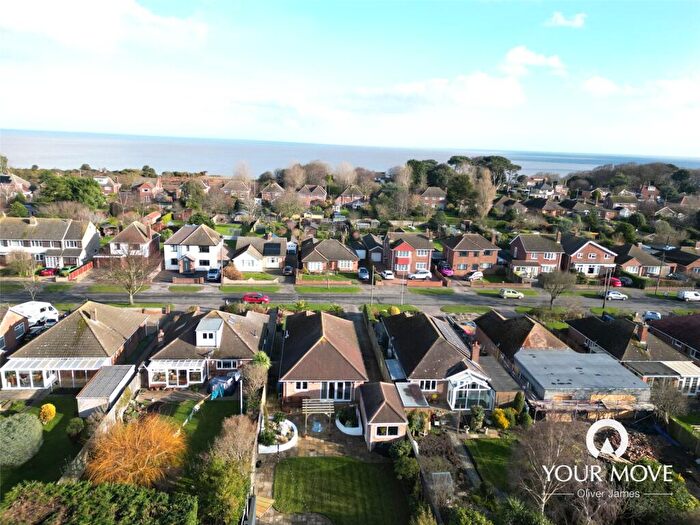 3 Bedroom Bungalow For Sale In Gunton Drive, Lowestoft, Suffolk, NR32
