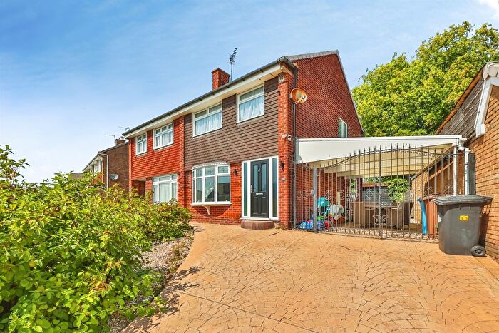 3 Bedroom Semi Detached House For Sale In Milford Drive, Ilkeston, DE7