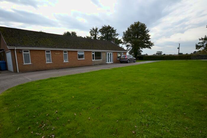 4 Bedroom Detached House For Sale In Whites Lane, Lelley, Hull, HU12