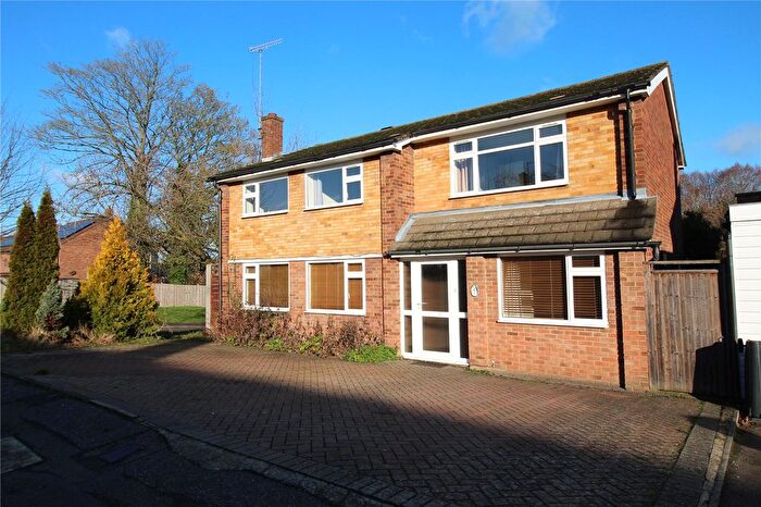 4 Bedroom Detached House To Rent In Coombe Gardens, Berkhamsted, HP4