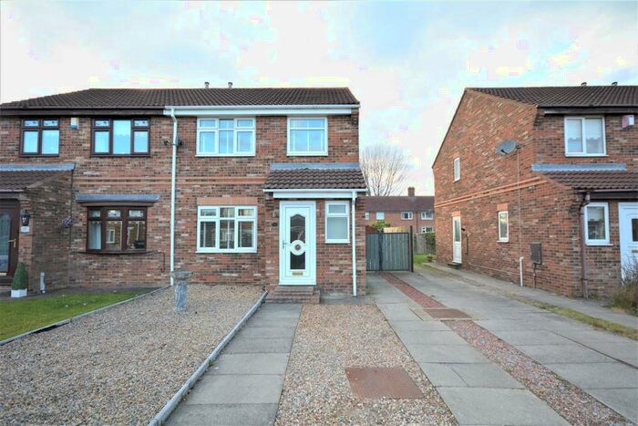 3 Bedroom Semi-Detached House To Rent In Sheraton Close, Newton Aycliffe, Durham, DL5