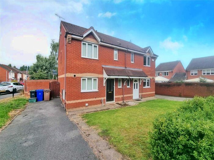 3 Bedroom Semi-Detached House To Rent In Highland Drive, Stoke-On-Trent, Staffordshire, ST3