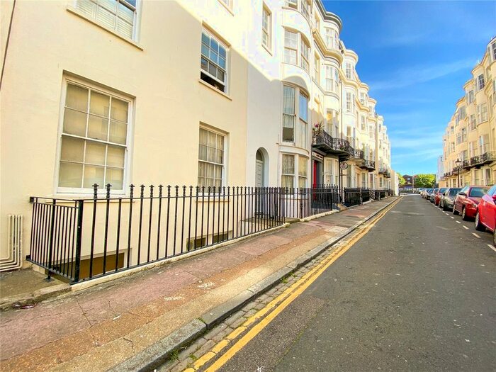 1 Bedroom Flat To Rent In Atlingworth Street, Brighton, East Sussex, BN2