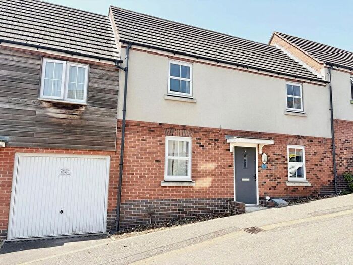 3 Bedroom Terraced House To Rent In Two Yard Lane, Nuneaton, CV10