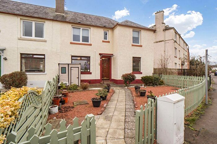 2 Bedroom Flat For Sale In Stenhouse Avenue West, Stenhouse, Edinburgh, EH11