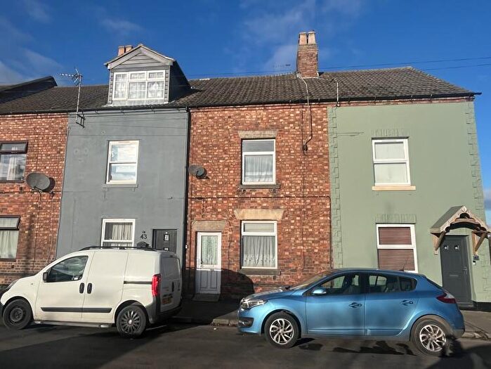 3 Bedroom Terraced House For Sale In South Street, Ellistown, Coalville, LE67