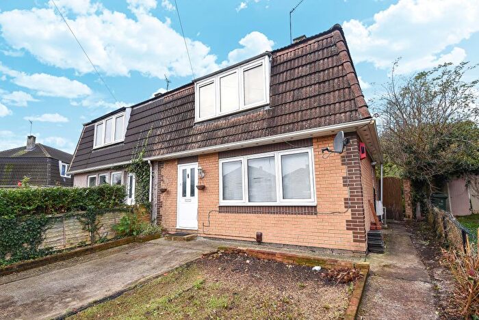 3 Bedroom Terraced House To Rent In Hardings Close, East Oxford, OX4