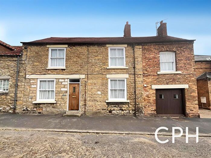 3 Bedroom Property For Sale In Station Road, Snainton, Scarborough, YO13