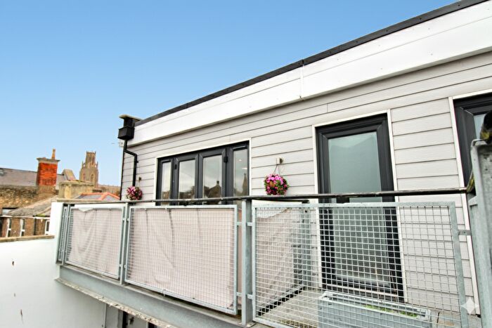 2 Bedroom Flat For Sale In Cavendish Street, Ramsgate, CT11