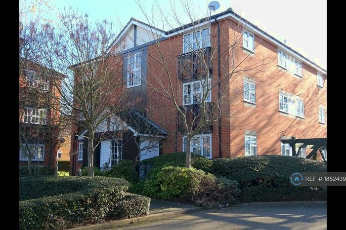 1 Bedroom Flat To Rent In Dudley Close, Chafford Hundred, RM16