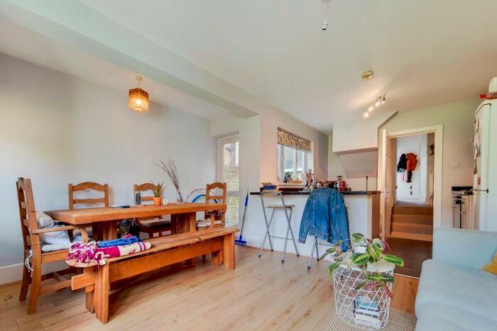 2 Bedroom Flat To Rent In Comerford Road, Brockley. London, SE4