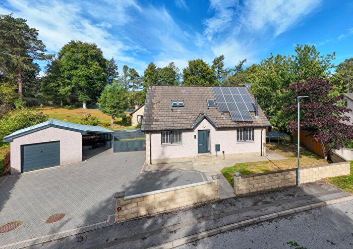 4 Bedroom Detached House For Sale In Rhuarden Court, Grantown On Spey, PH26
