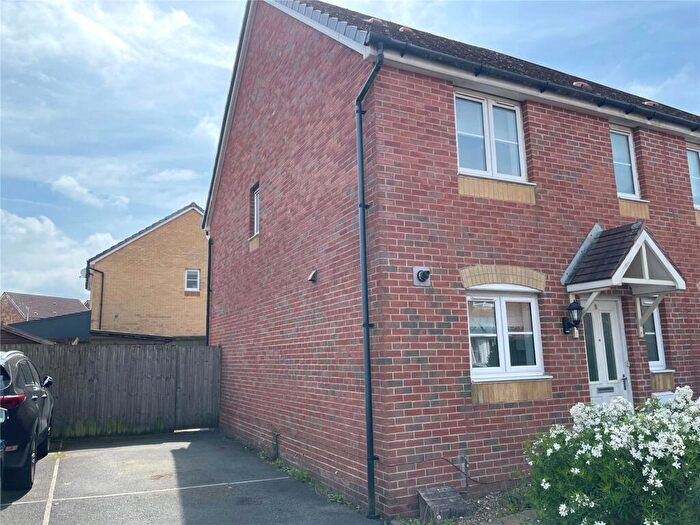 3 Bedroom Semi-Detached House For Sale In Ffordd Y Meillion, Penllergaer, Swansea, SA4