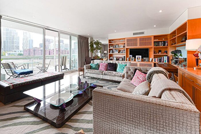 3 Bedroom Flat To Rent In Grosvenor Road, Pimlico, London, SW1V