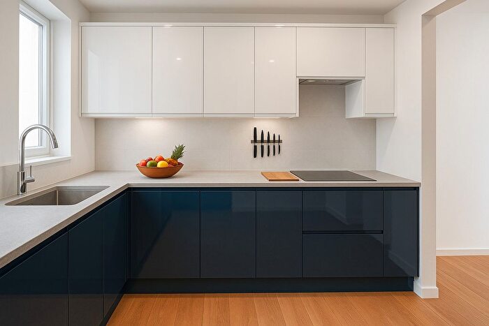 3 Bedroom Property For Sale In The Avenue, Wilton, Salisbury, SP2