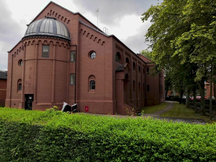 2 Bedroom Flat To Rent In Lochleven Road, Battlefield, Glasgow, G42