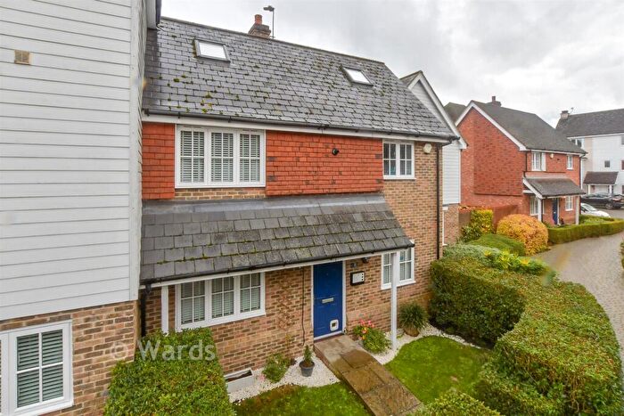 4 Bedroom Terraced House For Sale In Laxton Walk, Kings Hill, West Malling, Kent, ME19