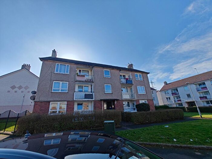 2 Bedroom Flat To Rent In Bowfield Crescent, Penilee, Glasgow, G52