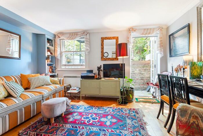 1 Bedroom Flat To Rent In Hanover Gardens, SE11