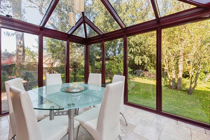 4 Bedroom Detached House For Sale In Manor Gardens, Grendon Underwood, Aylesbury, HP18